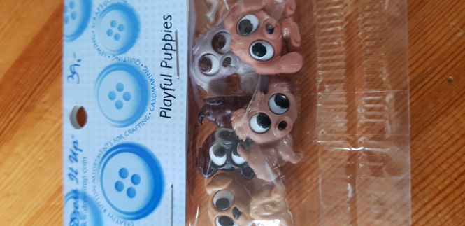 Hovedbilde Buttons Valper