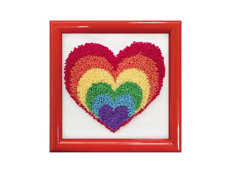 Ladybird Punch Broderisett  Rainbow Heart